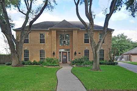 4031 Brenner Ct Sugar Land, TX 77478