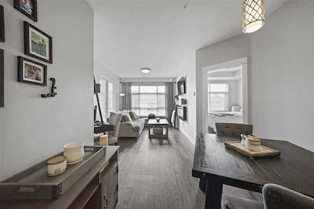 2495 Wilson Avenue #406 Port Coquitlam, BC V3C 0E4