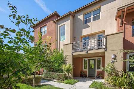 576 San Posadas Terrace Sunnyvale, CA 94085