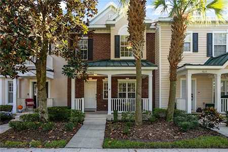 9833 Poplar Place Orlando, FL 32827