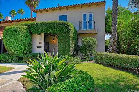 685 Vista Bonita Newport Beach, CA 92660
