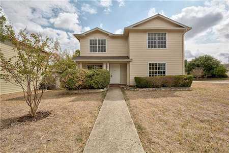 152 Segovia Way Pflugerville, TX 78660