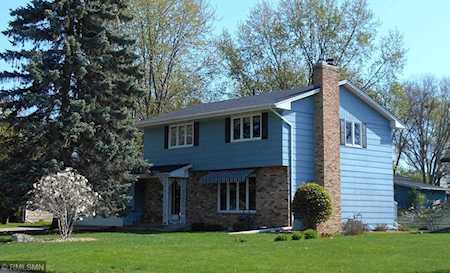 3921 Shamrock Drive NE Saint Anthony, MN 55421
