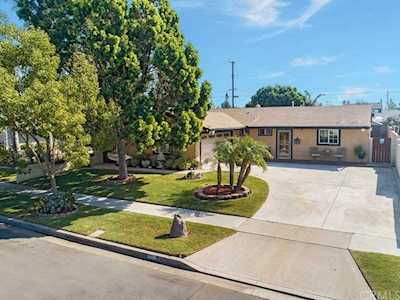 5062 Marion Avenue Cypress, CA 90630