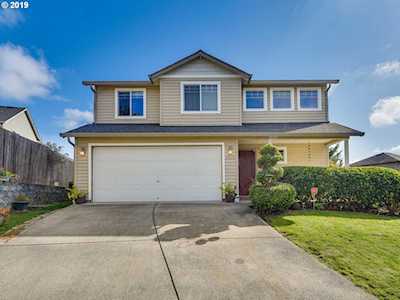 1835 N Falcon Dr Ridgefield, WA 98642