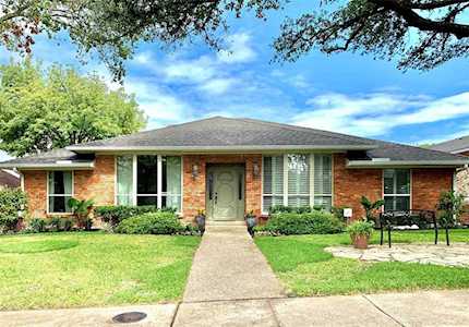 9145 Loma Vista Drive Dallas, TX 75243