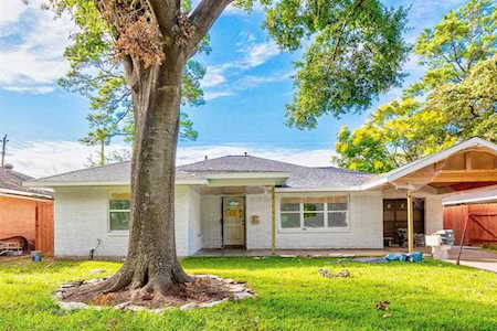 2007 Brimberry St Houston, TX 77018