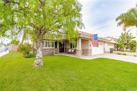 7571 Los Trancos Circle La Palma, CA 90623