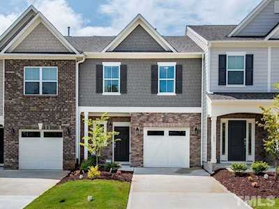 137 Writing Rock Place Apex, NC 27539