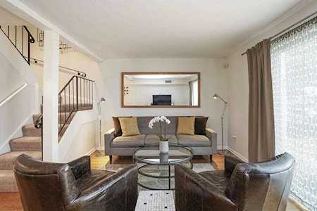 7 Beals Cove Rd #E Hingham, MA 02043