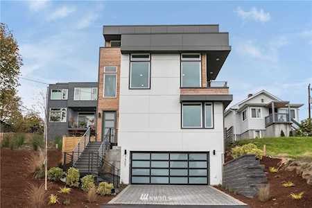 7307 7th Ave SW Seattle, WA 98106