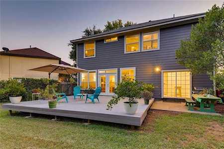 7819 Finch Trl Austin, TX 78745