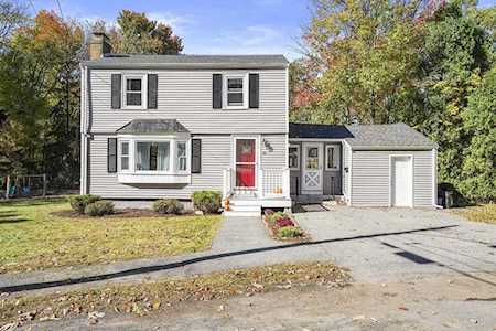 18 Fisher Terrace Woburn, MA 01801
