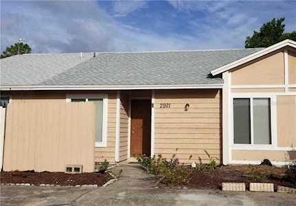 2921 E Willow Avenue Orlando, FL 32808