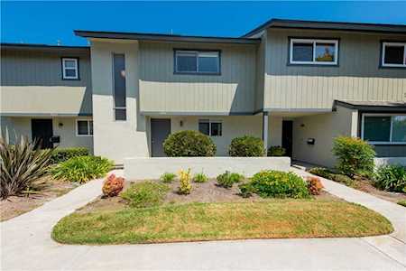 5561 Cajon Avenue Buena Park, CA 90621