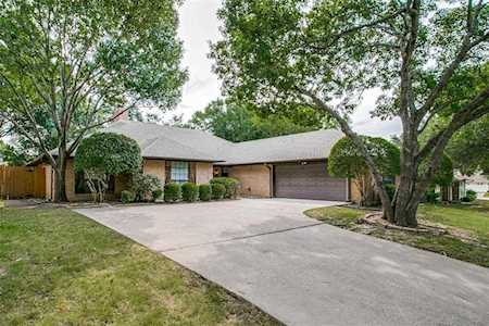 5004 Lake View Circle North Richland Hills, TX 76180
