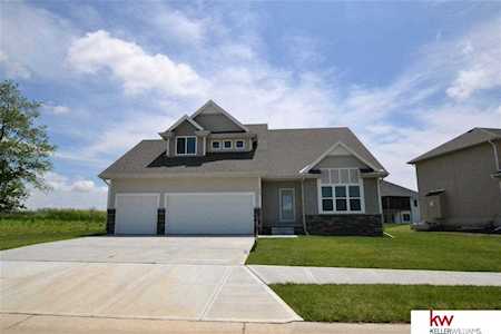 655 N 10 Ave Springfield, NE 68059