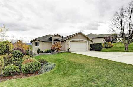 3649 Walnut Glen Drive West Kelowna, BC V4T2R7