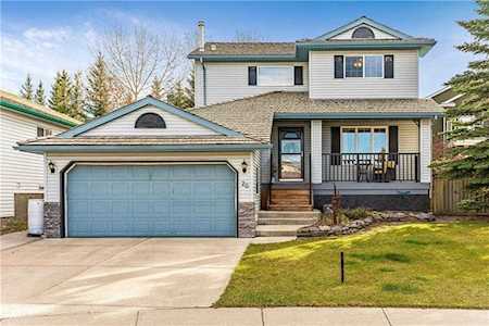 26 West Hall Place Cochrane, AB T4C 1M5