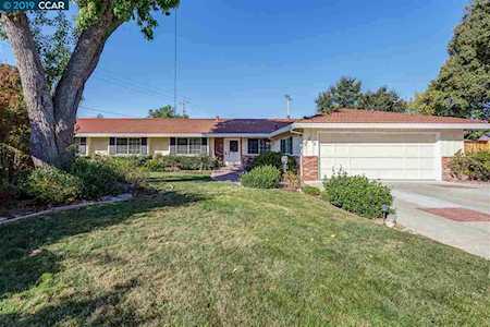 215 Pickering Pl Walnut Creek, CA 94598