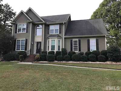 5801 Enchanted Creek Circle Knightdale, NC 27545