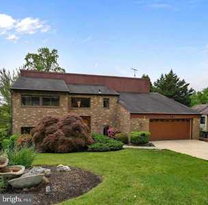 3803 Fort Hill Dr Alexandria, VA 22310