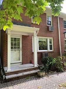 60 Lake Street #F Winchester, MA 01890