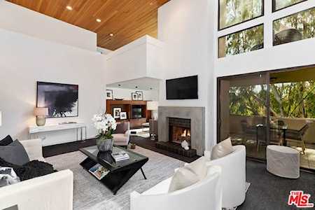 16450 W Sunset Boulevard #303 Pacific Palisades, CA 90272