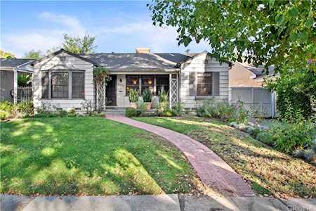 4422 Farmdale Avenue Studio City, CA 91602