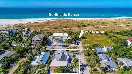 184 Whittier Drive Sarasota, FL 34236