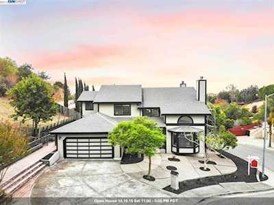 461 Riviera Drive Union City, CA 94587