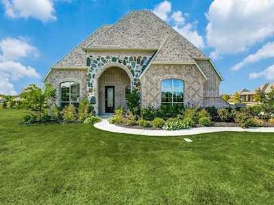 2280 E Hendrix Avenue Lucas, TX 75002