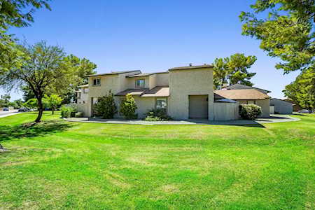 15419 N 2nd Place Phoenix, AZ 85022