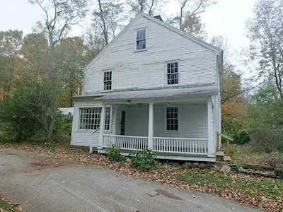 29 Prospect Hill Rd Brimfield, MA 01010