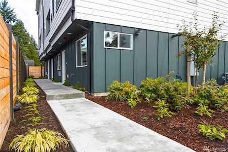 224 NE 180th St #A Shoreline, WA 98155