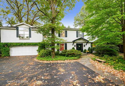 1040 Kenilworth Ln Glenview, IL 60025