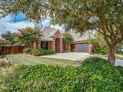 1916 Fieldstone Court Mckinney, TX 75072