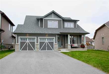 83 Anastasia Blvd Smithville, ON L0R 2A0