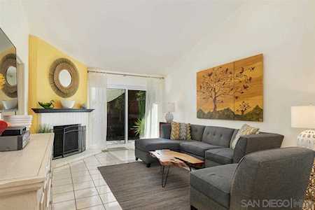 242 Cerco Rosado San Marcos, CA 92069