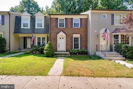 14449 Four Chimney Dr Centreville, VA 20120