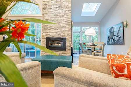 1356 Heritage Oak Way Reston, VA 20194
