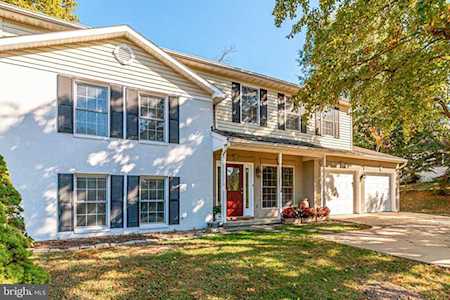 3833 Prince William Dr Fairfax, VA 22031