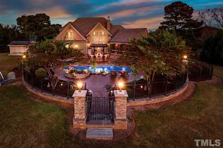 6932 Darcy Lane Raleigh, NC 27606