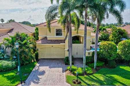 1134 Grand Cay Drive Palm Beach Gardens, FL 33418