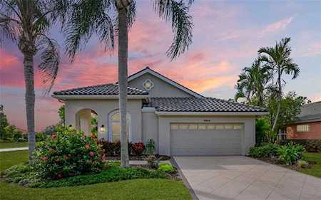 9944 Royal Lytham Avenue Bradenton, FL 34202