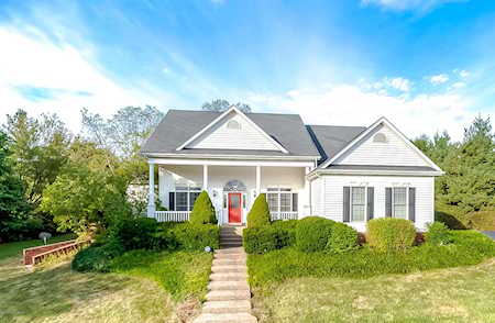 6704 Chimney Hill Rd Crestwood, KY 40014