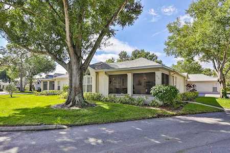 1218 Golfview Woods Drive Ruskin, FL 33573