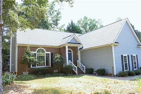 4025 Brownes Ferry Rd Charlotte, NC 28269