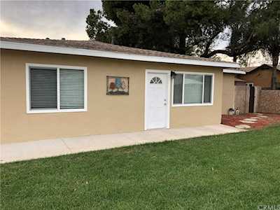 5439 Ridgeview Avenue Jurupa Valley, CA 91752