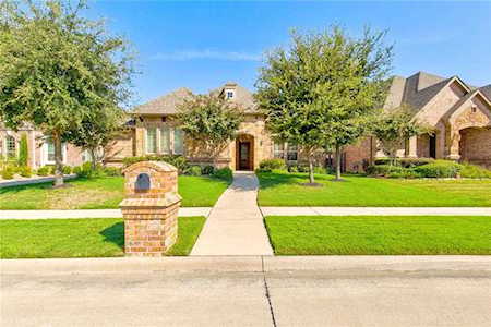 7105 Chimney Creek Drive North Richland Hills, TX 76182